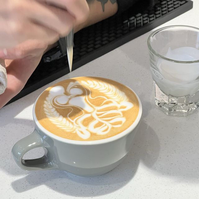 【蘇州】ラテアートチャンピオンの芸術的な技が光る人気カフェ