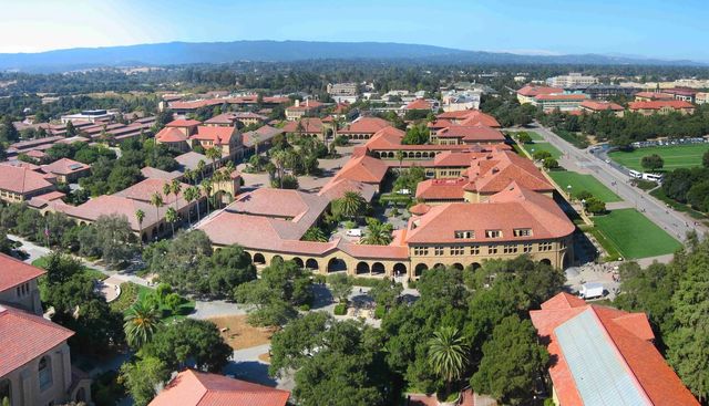 Silicon Valley has nearby top American universities with strong research capabilities as its support.