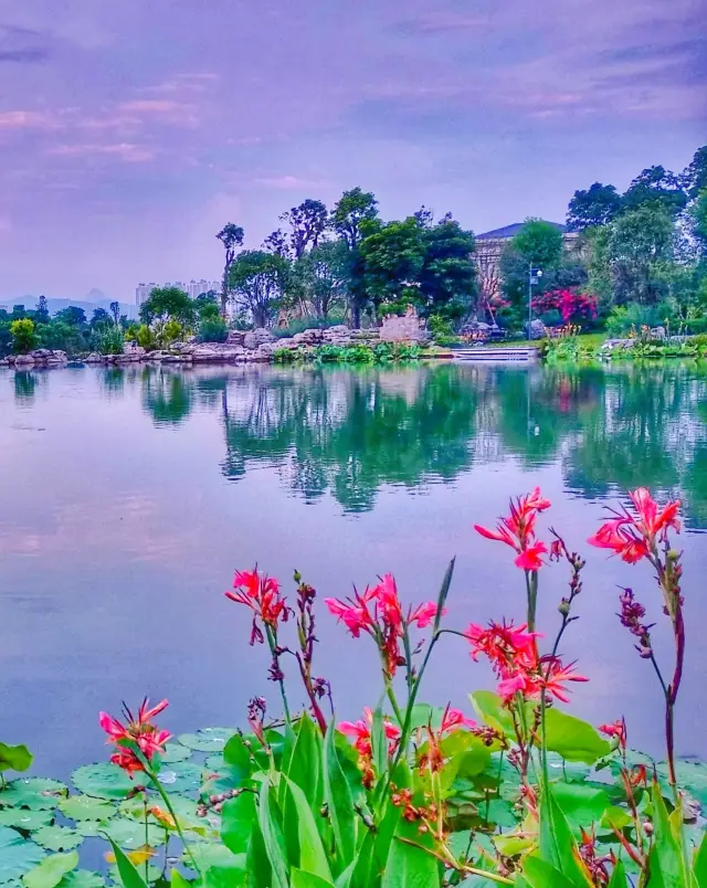 Baihuatan Park - A place full of poetry and picturesque scenery!