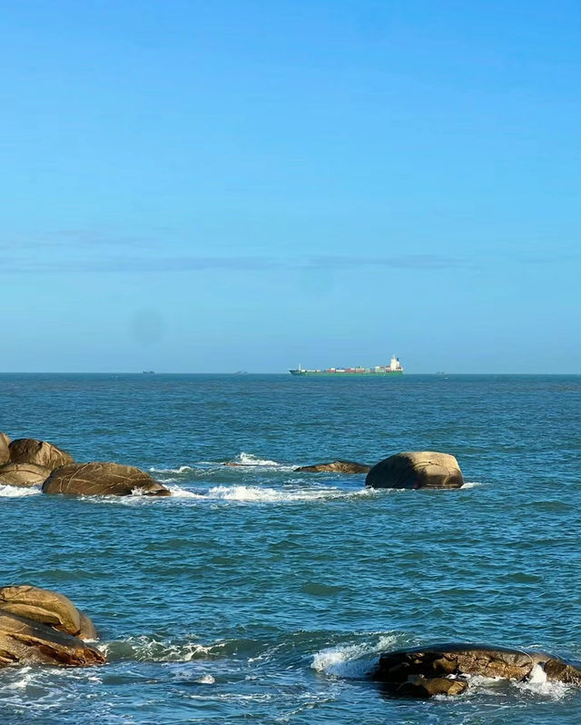 海上生廟，廟裡看海