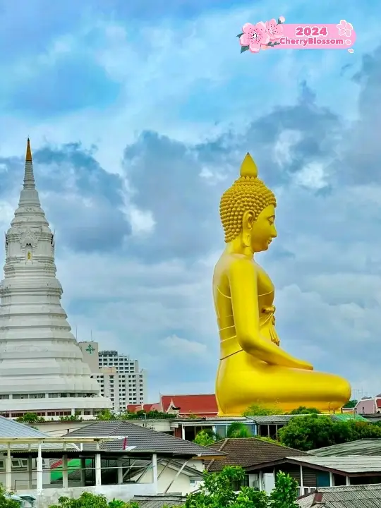 Grand Buddha at Shuimen Temple 🇹🇭