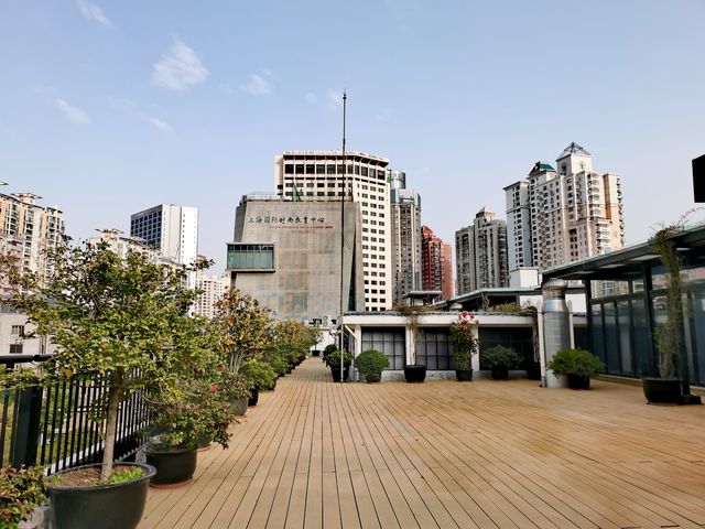 創享塔 - 蘇州河旁一道不容忽視的風景線