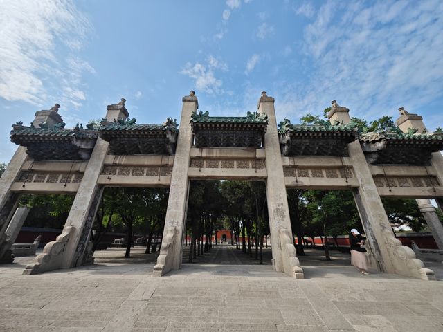 想稱袁陵被拒,只能改叫袁林 想稱袁陵被拒,只能改叫袁林