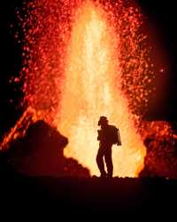 冰島探索雷克雅內斯火山之旅。