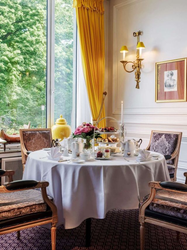 🌟 Bremen's Finest: Luxe Parkhotel Stay 🌳✨