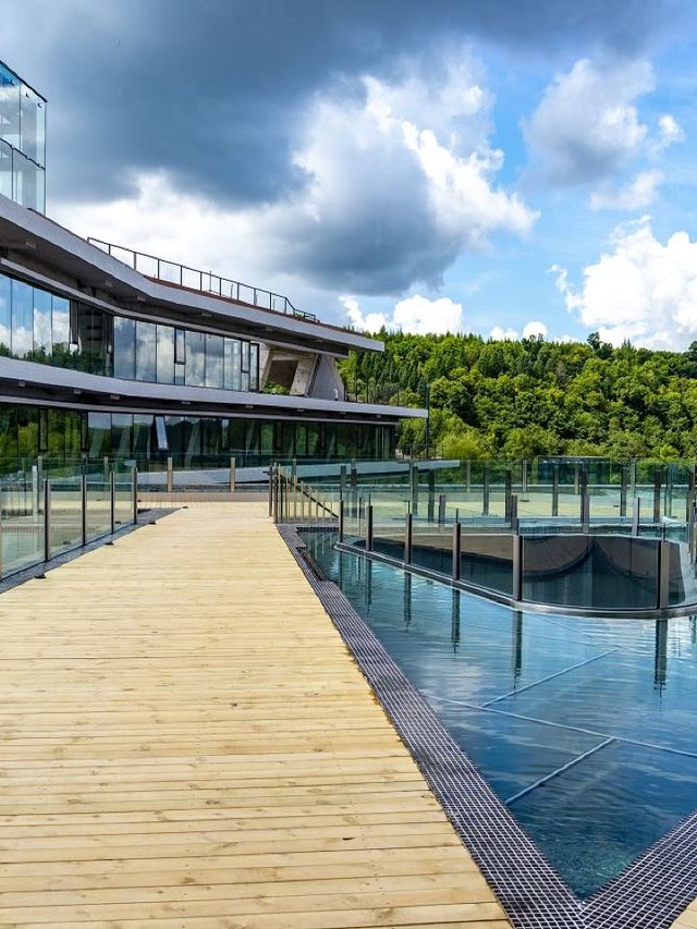 🌟 Changbai Mountain's Hidden Gem: Manjiang Luyuan Hotel 🏔️✨
