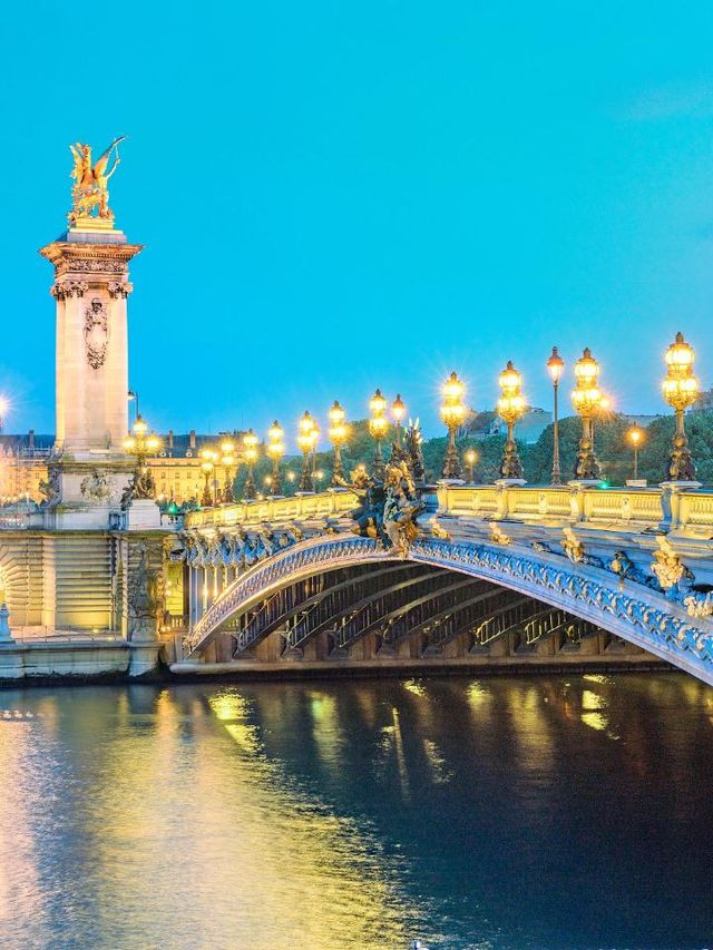 🌟✨ Paris Gems: Nightlife & Iconic Sights ✨🌟