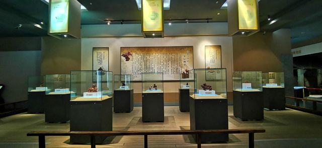 觀展：紫玉金砂——紫砂藝術展
