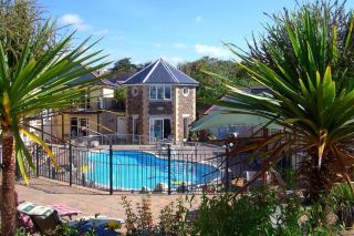 Newquay has a lot to offer, and this hotel is the perfect place to enjoy a relaxing vacation. 