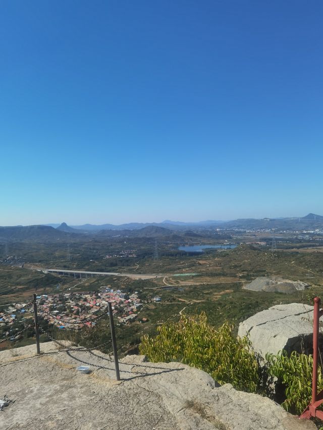 平邑縣曾子山。