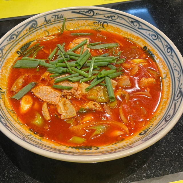 나트랑에서 쌀국수와 반쎄오는 여기 맛집에서 