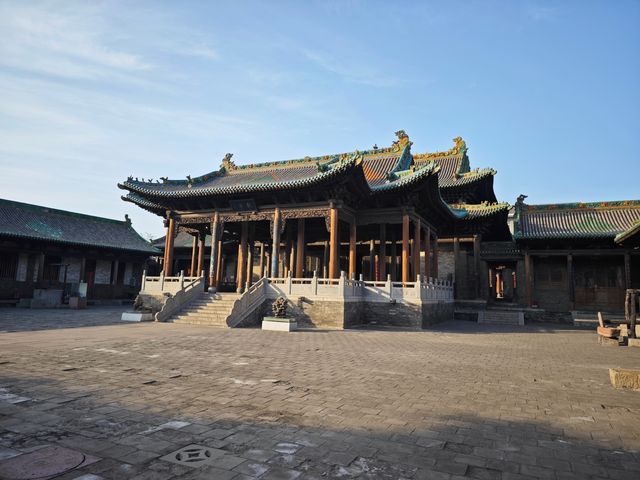 鬧市中的城市守護神