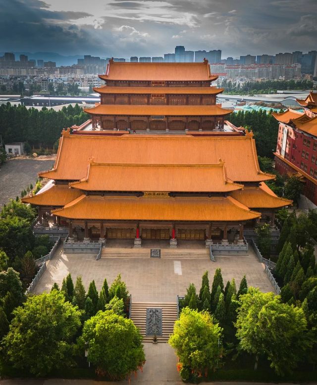 昆明寶華寺