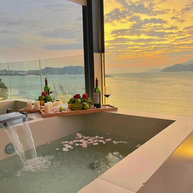 😍深圳較場尾 | 泡湯看海的夢幻民宿😍