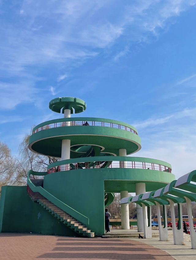 打卡遛娃勝地—萬柳塘公園