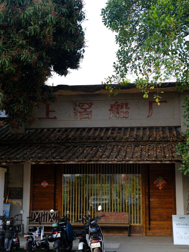 醉美木棉｜紅色蔓延到了廣州喜臨院