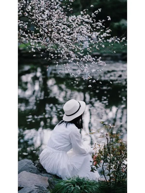 Exploring Hangzhou: A Serene Walk Through Maojiabu