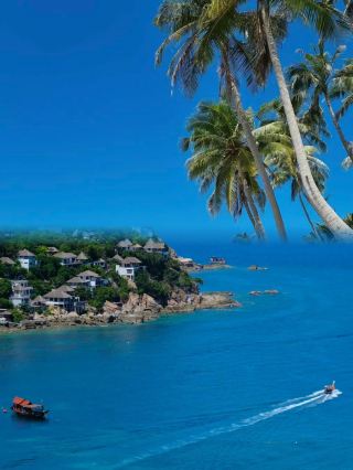 Koh Samui: A Hidden Paradise with Stunning Glass-like Seas!