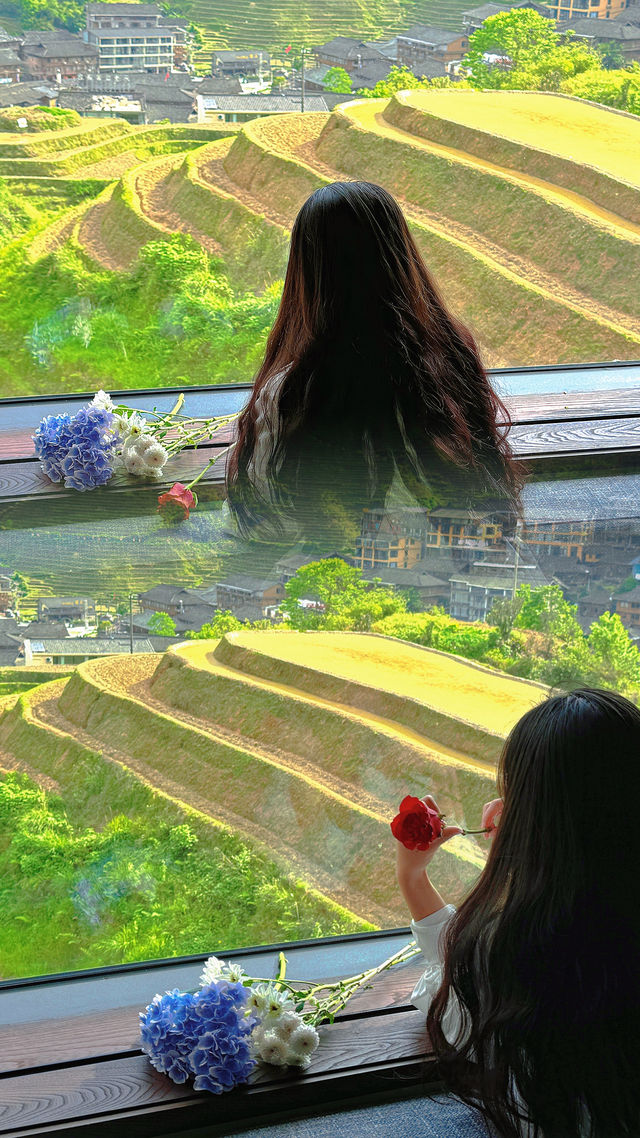 住進擁有畫框嘅房間，沉浸式打卡龍脊梯田