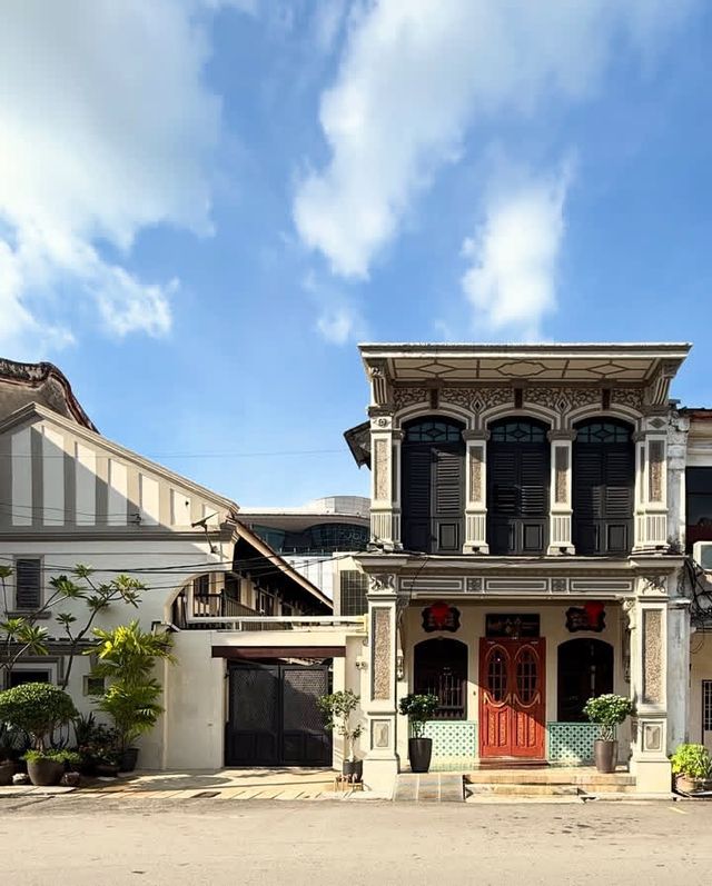 入住南洋風情酒店