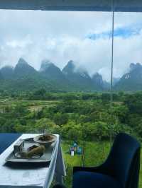 遇龍河畔嘅避世城堡，將山水住成詩
