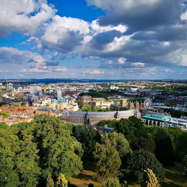 Exploring Bristol: Top Sights and Hidden Corners
