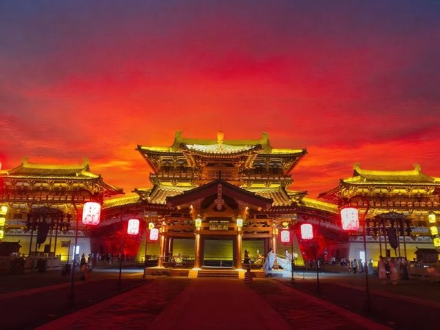 洛陽，左手盛唐，右手煙火