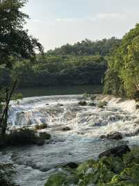The amazing waterfall HUANGGUOSHUPUBU
