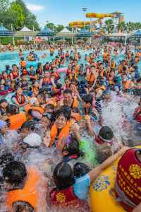 美林湖歡樂水世界，夏天消暑玩水嘅頂流