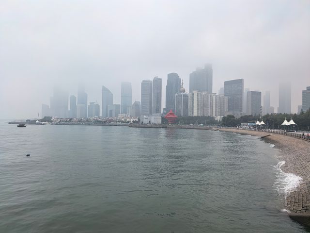 打卡第二天,青島遊別穿裙子 打卡第二天,青島遊別穿裙子
