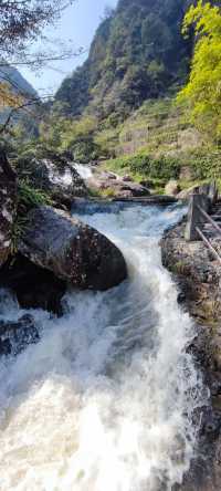 慢“讀”百丈漈