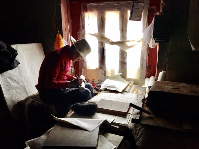 德格印經院,經版在暗室裡沉睡,文化在藏紙上流傳 德格印經院,經版在暗室裡沉睡,文化在藏紙上流傳