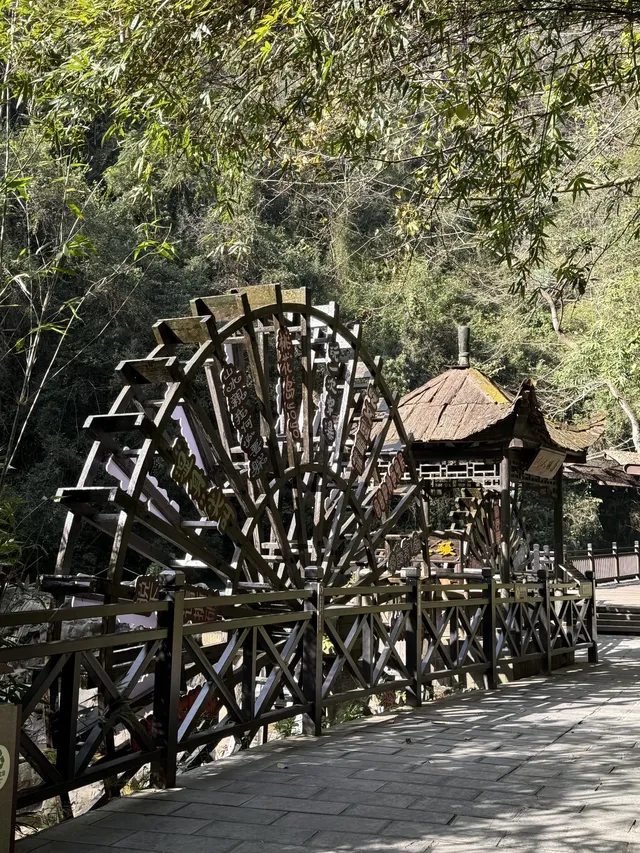 宜昌三日遊之三峽大瀑布三峽大壩 宜昌三日遊之三峽大瀑布三峽大壩