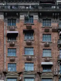 武康大樓-正面和背面