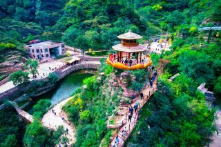 หวงหย่าตง ดรีมไอซ์แอนด์สโนว์วัลเลย์ เปิดให้บริการ