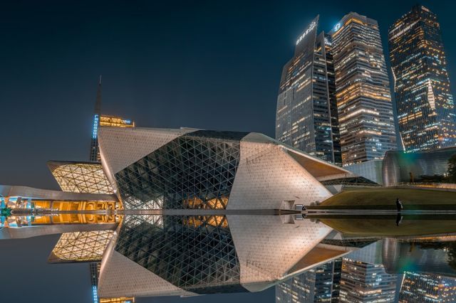 Check in at Guangzhou Opera House|Zaha Hadid's final work