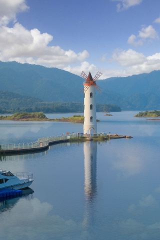A lakeside and mountain getaway | Two-day slow travel in Qiandao Lake  Self-drive from Hangzhou Stay at Qiandao Lake Holiday Inn  Plan a direct route without detours  Return via Qing