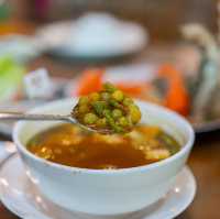 ร้านคุ้นลิ้น รสชาติคุ้นเคย ณ ระนอง