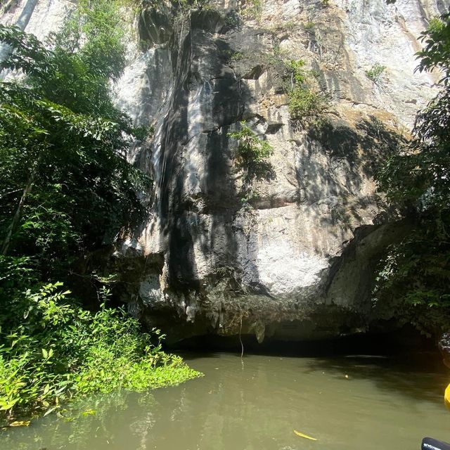 ถ้ำเลเขากอบ จังหวัดตรัง ⛰️🌊🐳