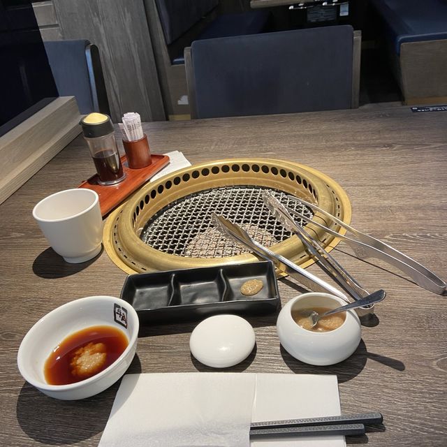 牛角 海鮮 燒肉 , 大滿足 ！