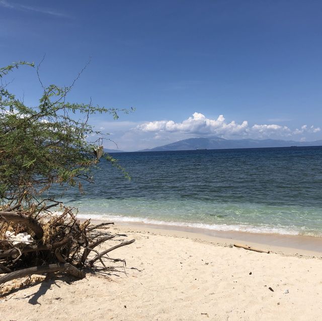 MASASA BEACH - The best beach in Luzon, Philippines!