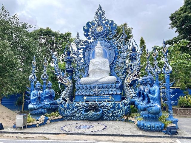 วัดร่องเสือเต้น วัดสีน้ำเงิน จ.เชียงราย