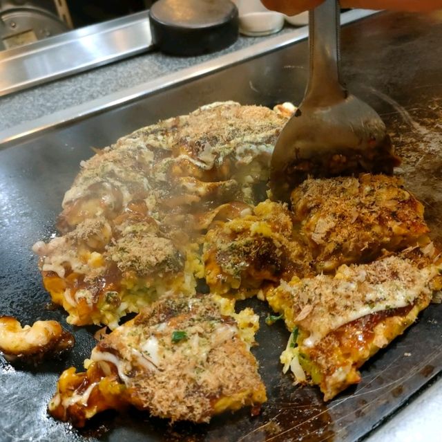 【大阪 道頓堀】地元民が愛する『ザ･お好み焼き』ならココ✨