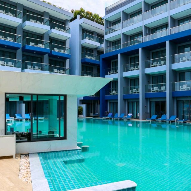 บลูโซเทล สมาร์ท กระบี่ อ่าวนางบีช  มีสระเยอะ