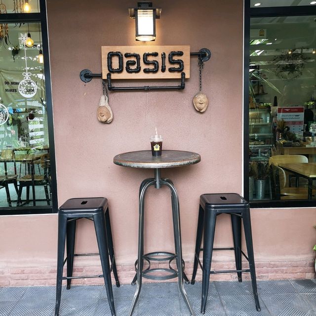 Oasis Handmade Cafe' คาเฟ่สุดน่ารักกลางเมืองพังงา