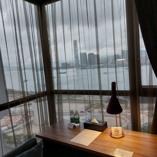 周末入住灣景國際酒店  職員有禮自助餐選擇頗多