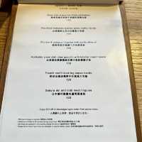 【#莎拉荃灣搵食】日系風格Cafe ｜Pick Me Up甜品配上大鵬展翅Green Tea Latte