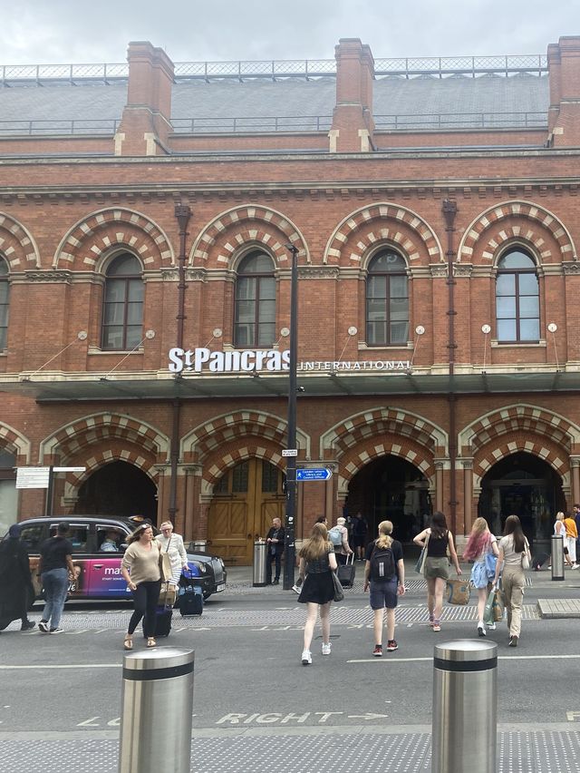 【イギリス🇬🇧】ハリーポッターになれる駅♡