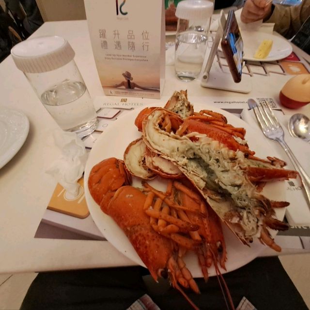 富豪香港酒店自助晚餐的個人體驗