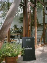 Brown Cabin Chocolate Cafe🥤